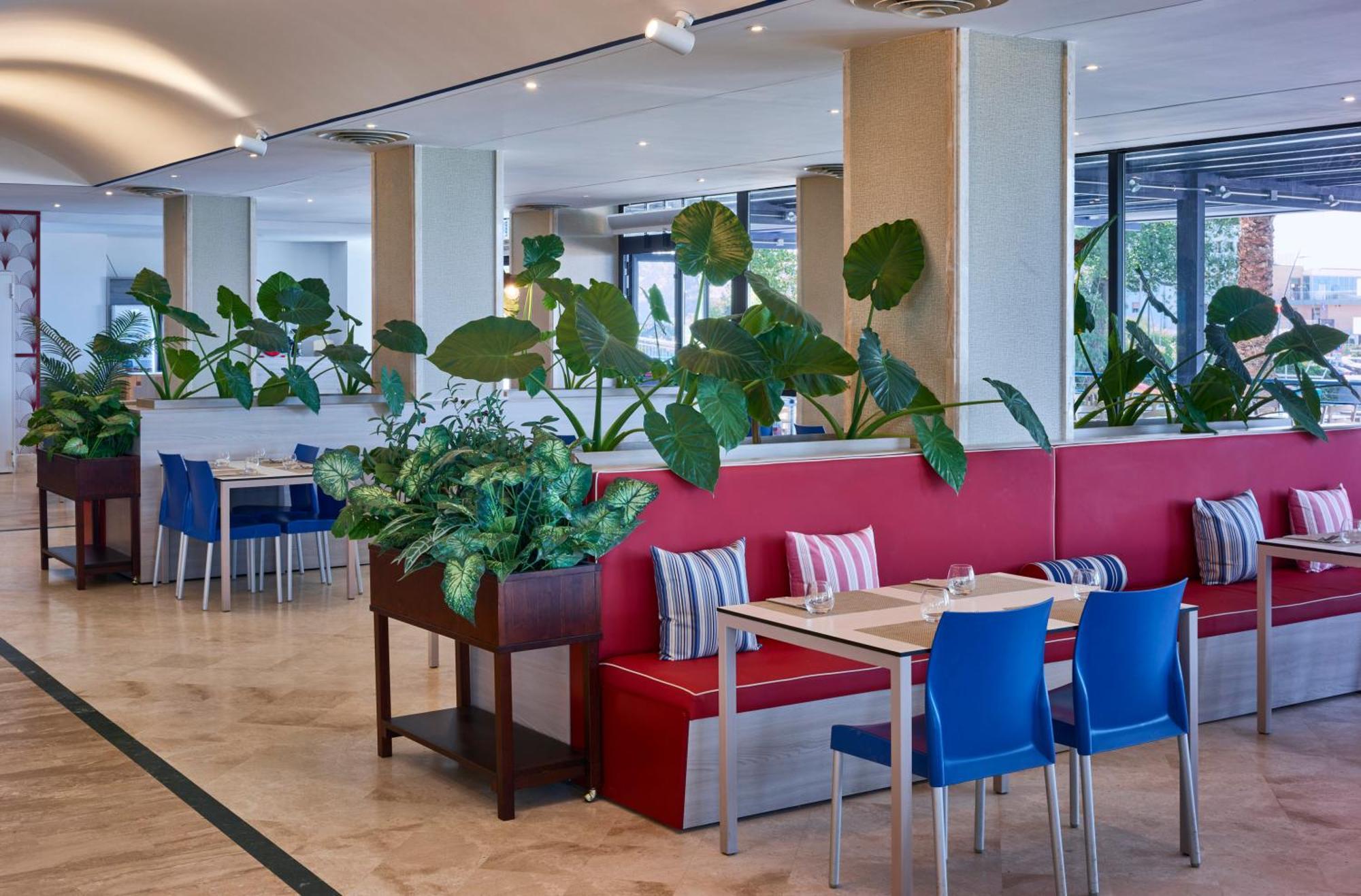 Serena Majestic Residence Montesilvano Marina Exterior foto
