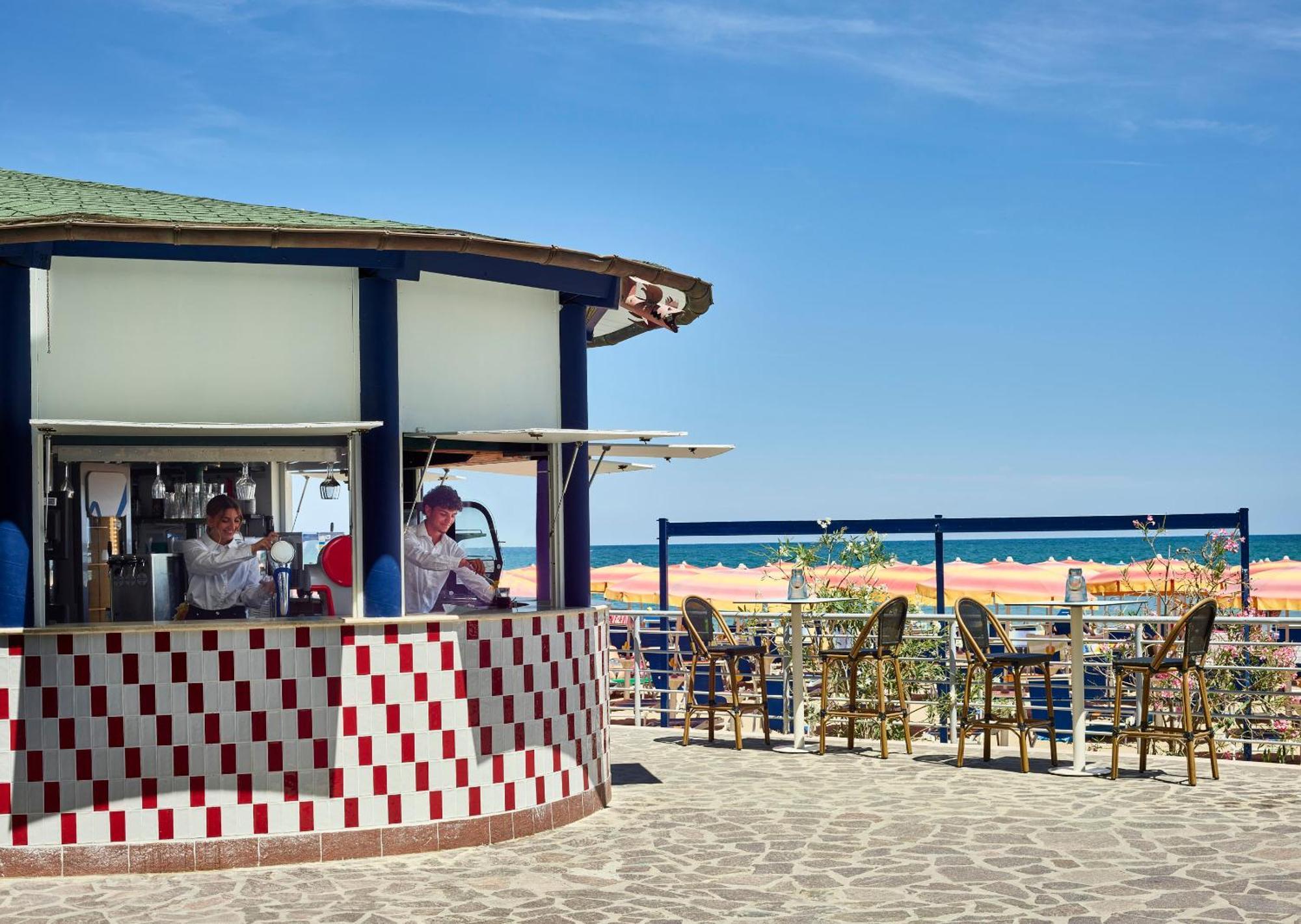 Serena Majestic Residence Montesilvano Marina Exterior foto